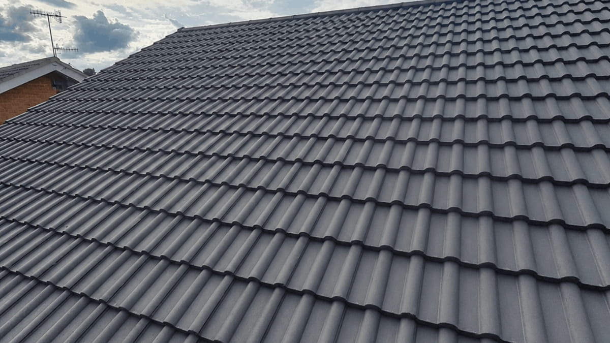 Advantages of a pitched roof for residential properties.